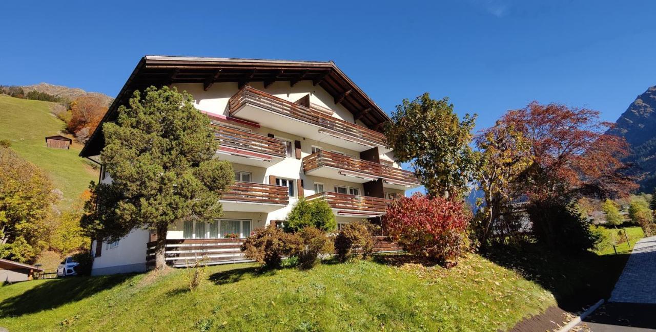 Gemuetliches Appartement Fuer Erholung Und Sport Klosters Luaran gambar