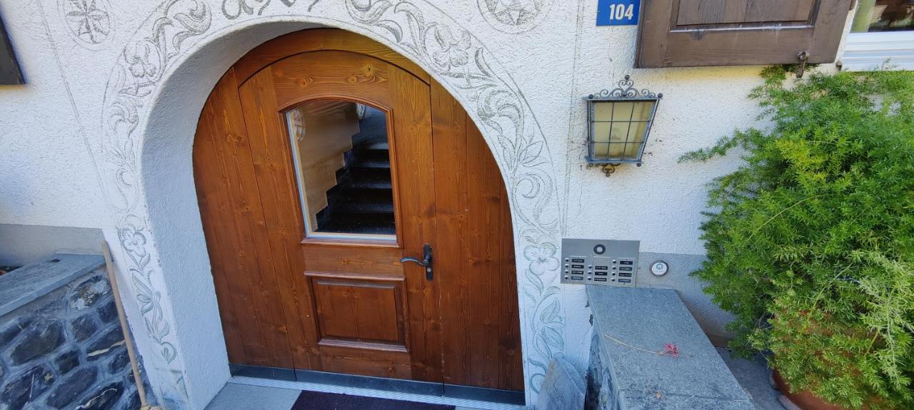 Gemuetliches Appartement Fuer Erholung Und Sport Klosters Luaran gambar