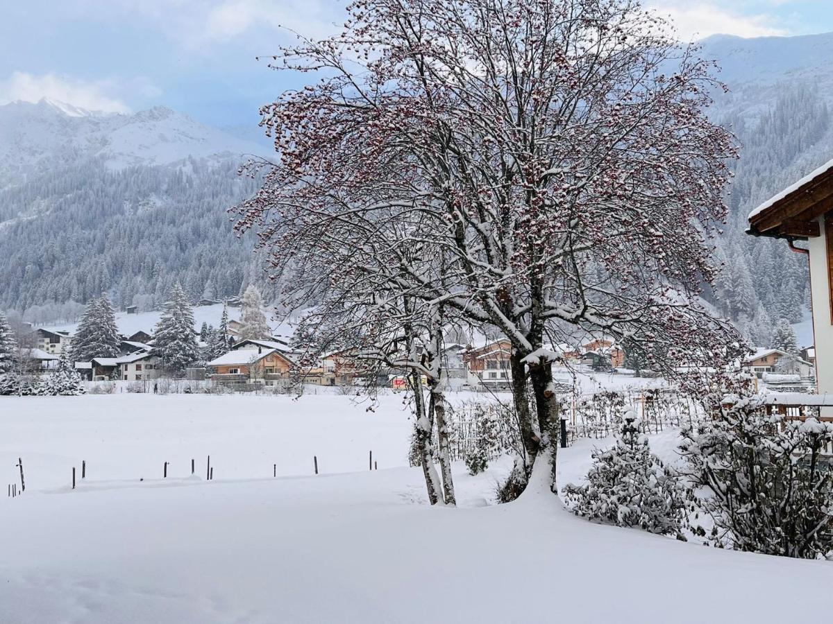 Gemuetliches Appartement Fuer Erholung Und Sport Klosters Luaran gambar