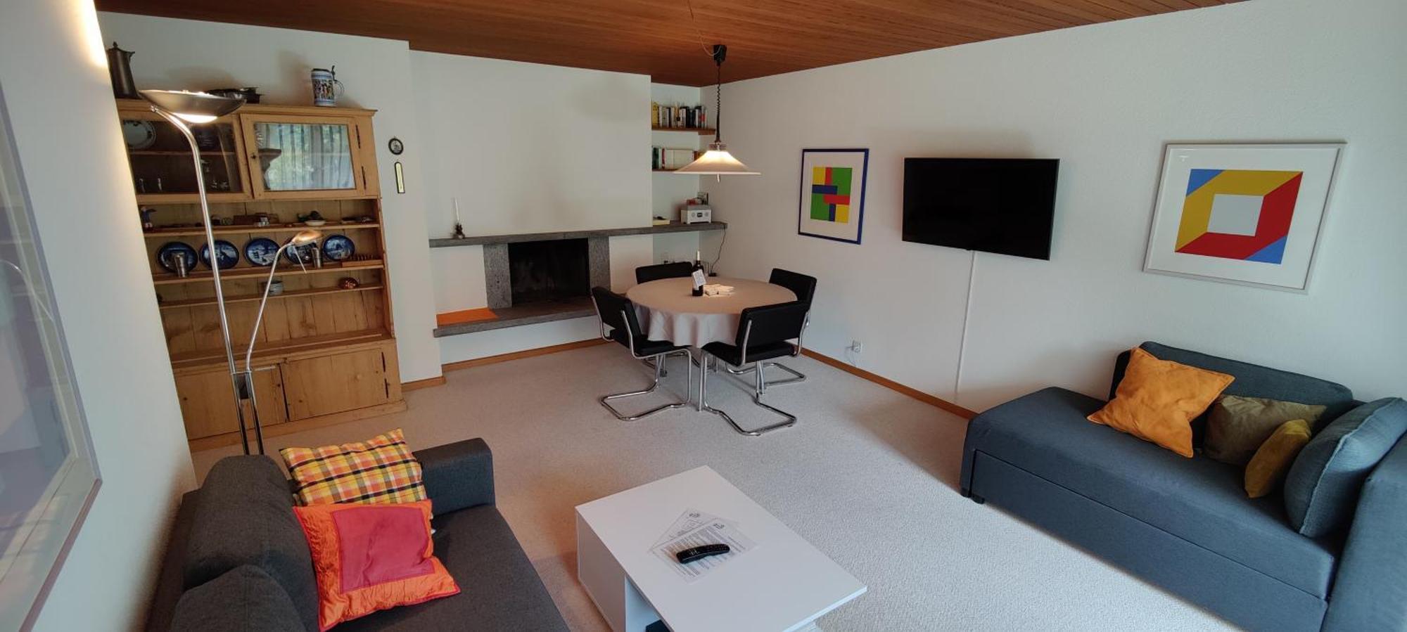 Gemuetliches Appartement Fuer Erholung Und Sport Klosters Luaran gambar
